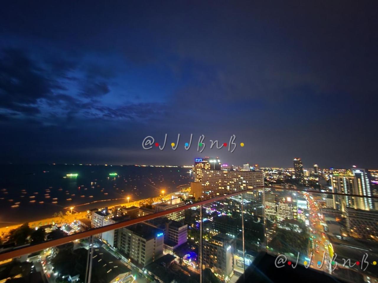 Edge Central Pattaya By Jjj 外观 照片